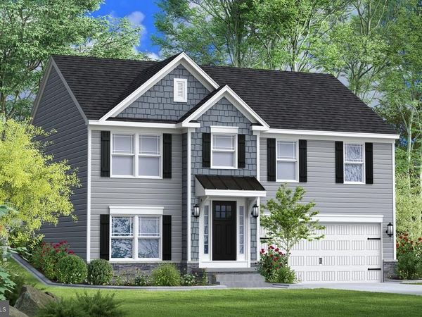 519 EVANGELINE DRIVE, WAYNESBORO, PA 17268