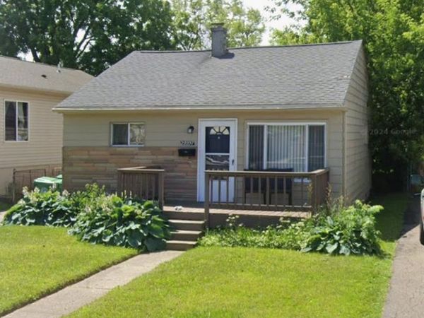 28807 Block Street , Garden City, MI 48135