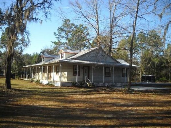 779 NE 808th St, Old Town, FL 32680