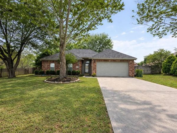 1930 meadowview Lane , Athens, TX 75752