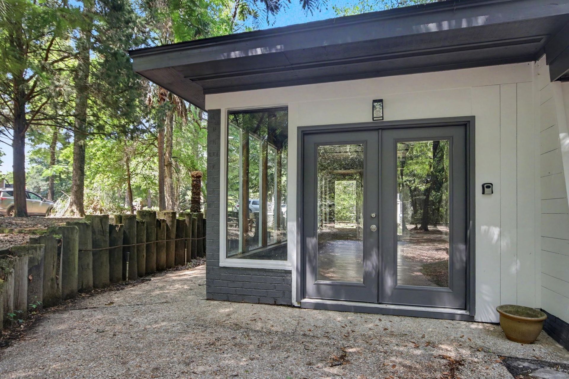106 Weston Rd. Photo 10