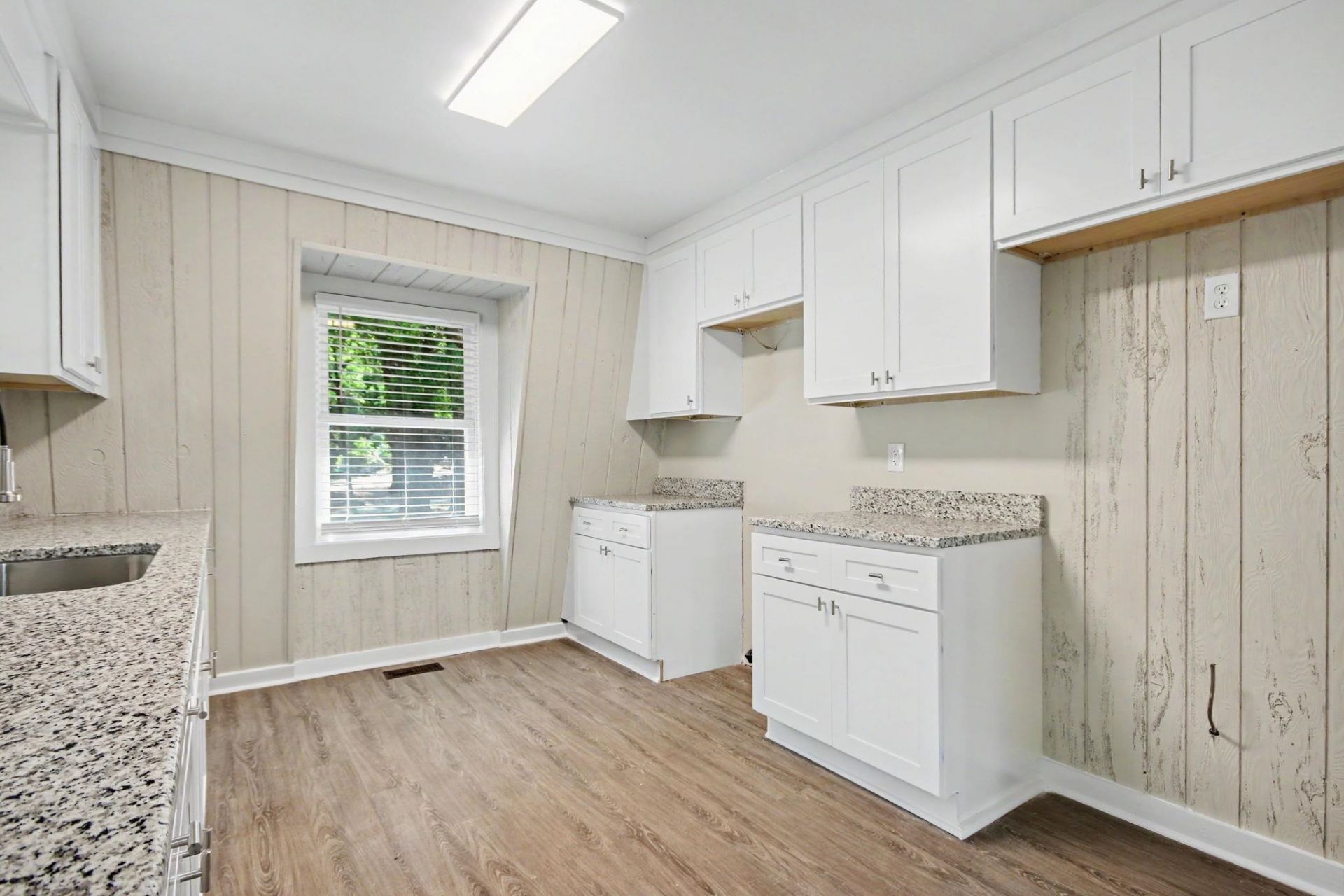 106 Weston Rd. Photo 24