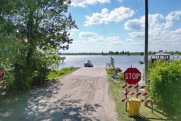 106 Weston Rd. photo 4