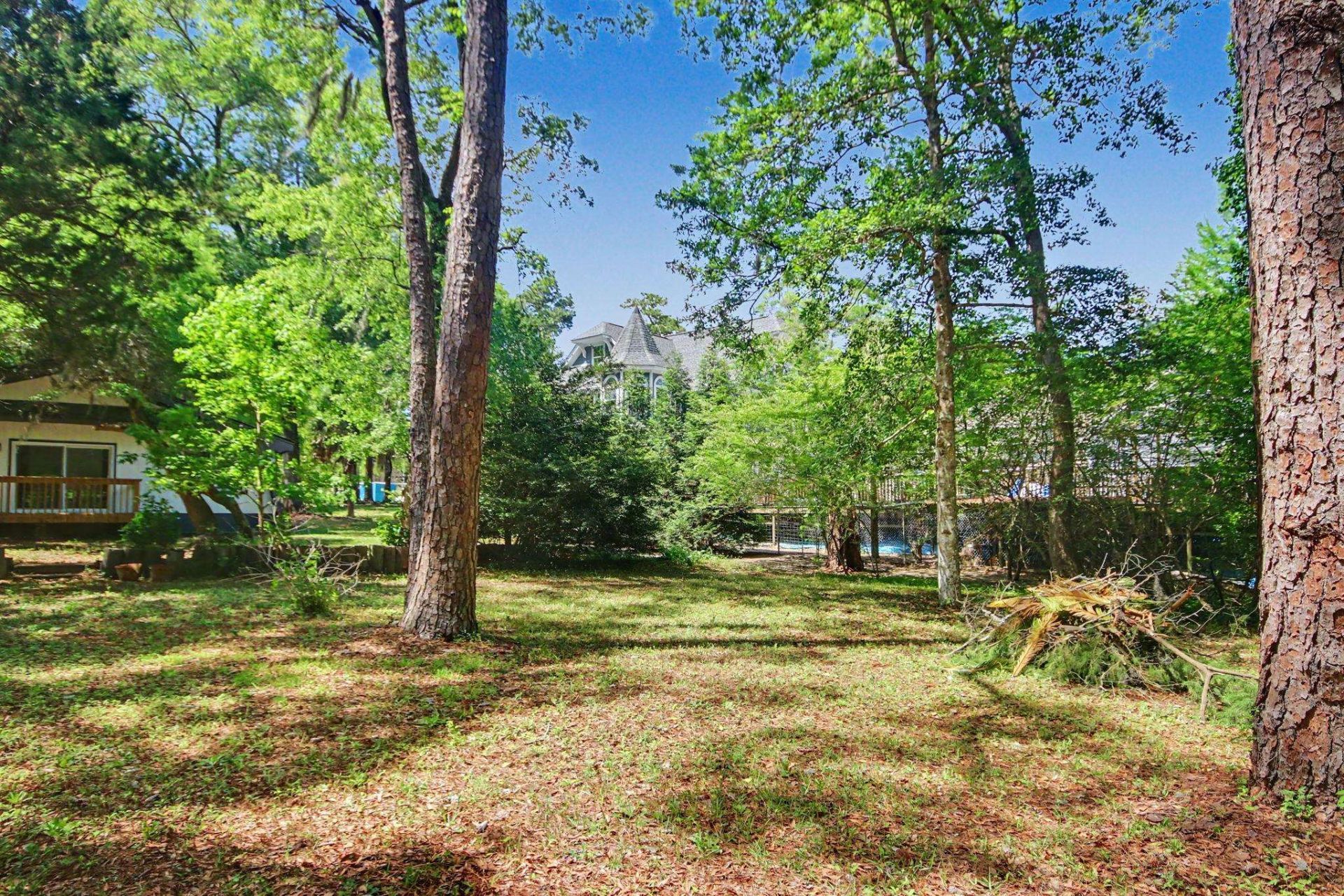 106 Weston Rd. Photo 43
