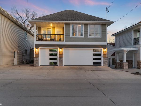 2207 N Shore Drive, Clear Lake, IA 50428