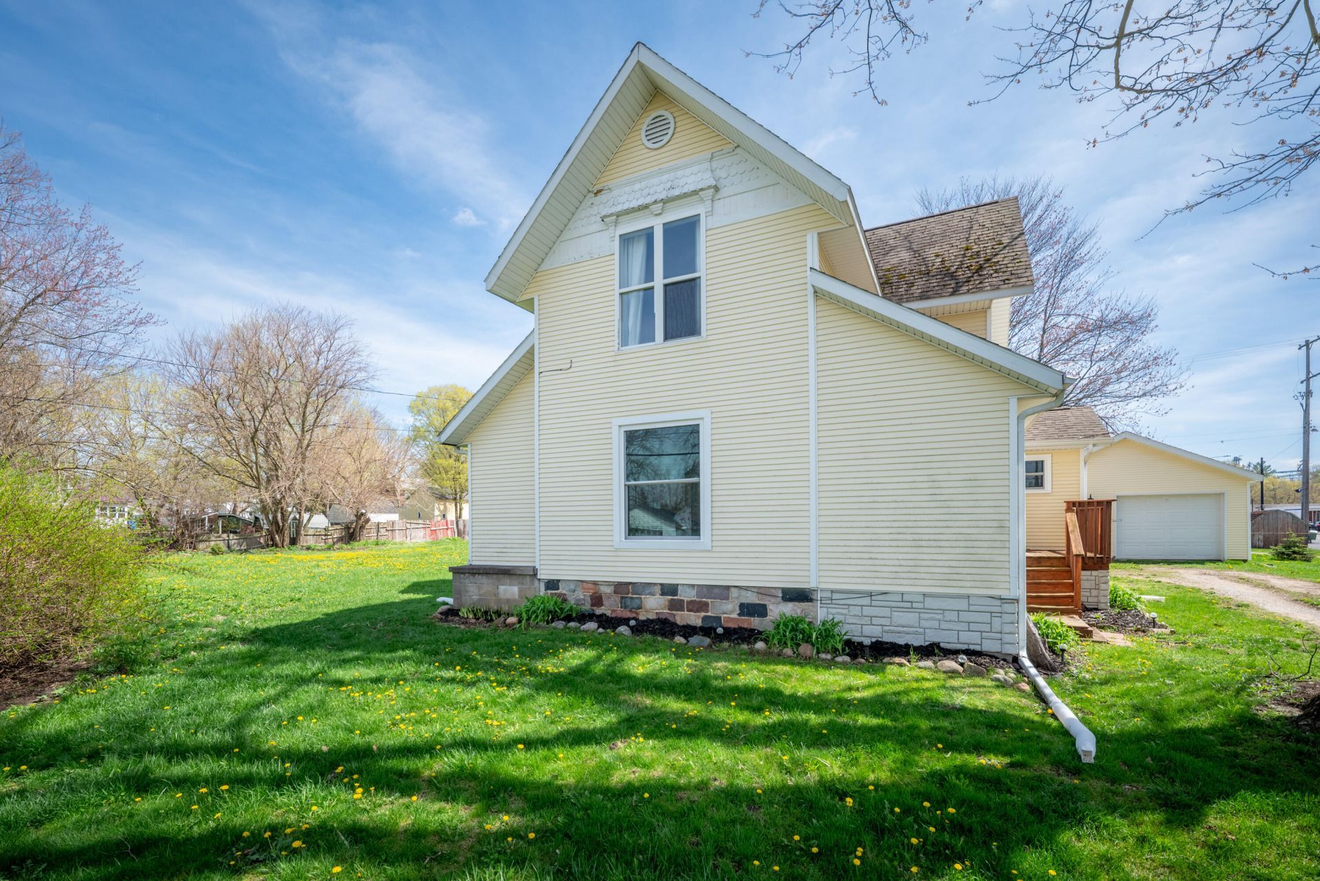 107 N Union Street, Reading, MI 49274 Main Photo