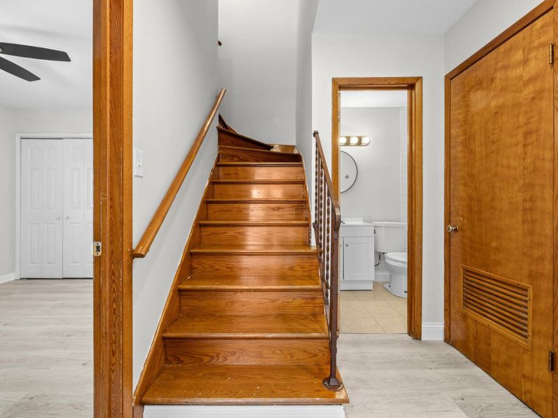 274-276 Myrtle Drive, Westerville, OH 43081 Photo 12