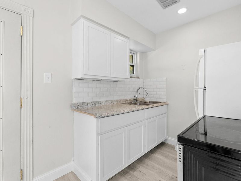 274-276 Myrtle Drive, Westerville, OH 43081 Photo 9