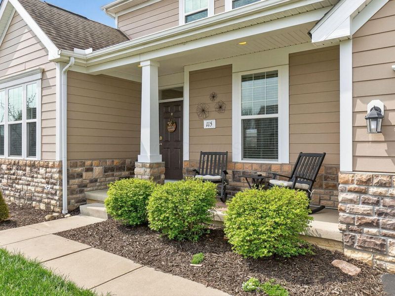 115 Kenton Court, Pickerington, OH 43147 Photo 2