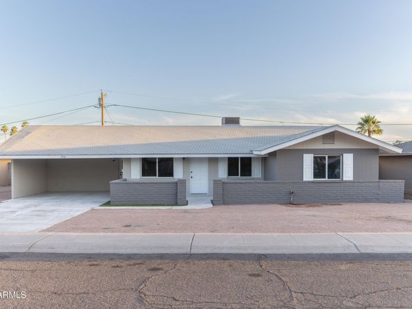 1041 E FAIRMONT Drive, Tempe, AZ 85282