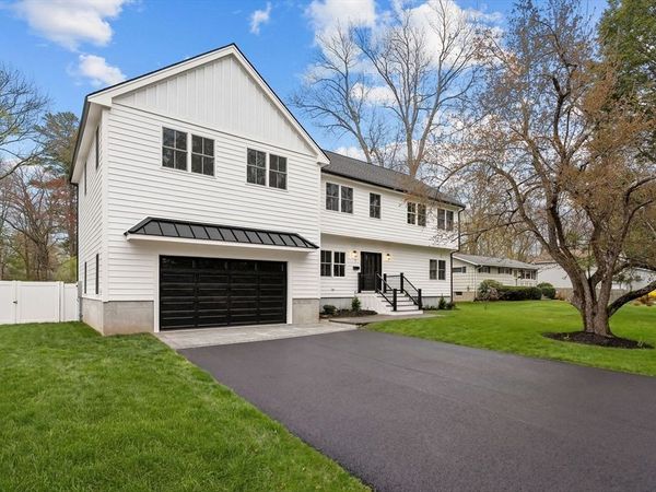 7 Nelson Road, Burlington, MA 01803
