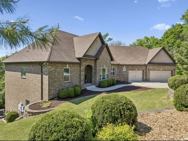 617 Excalibur Ct , Smyrna, TN 37167