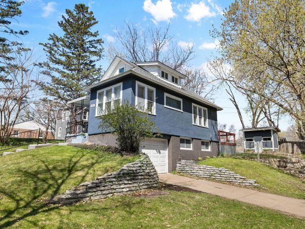 695 Idaho Avenue E, Saint Paul, MN 55106