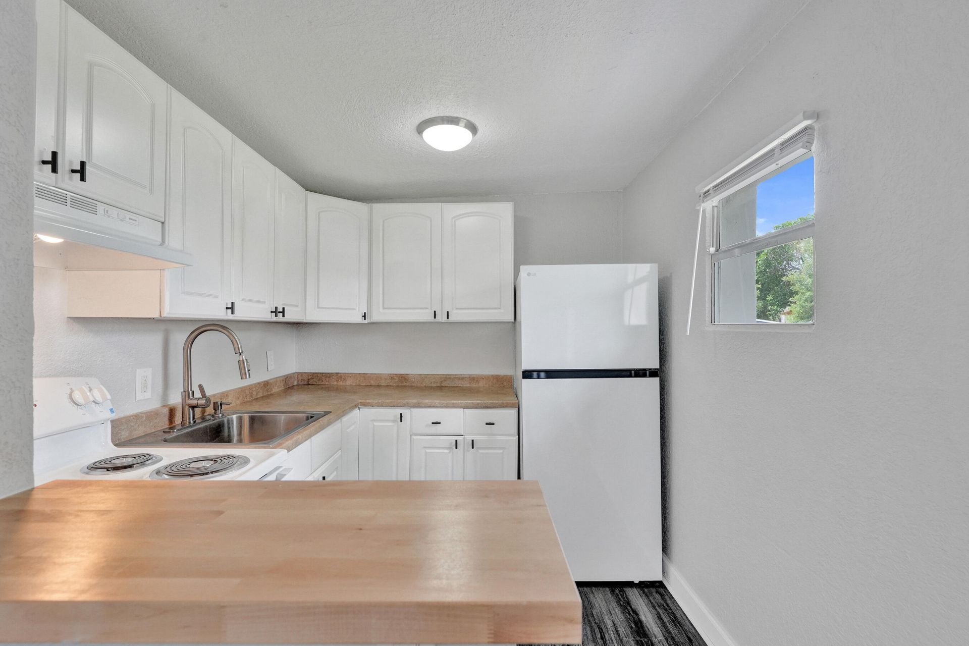 234 NE 14th Avenue, Unit #1, Pompano Beach, FL 33060 Photo