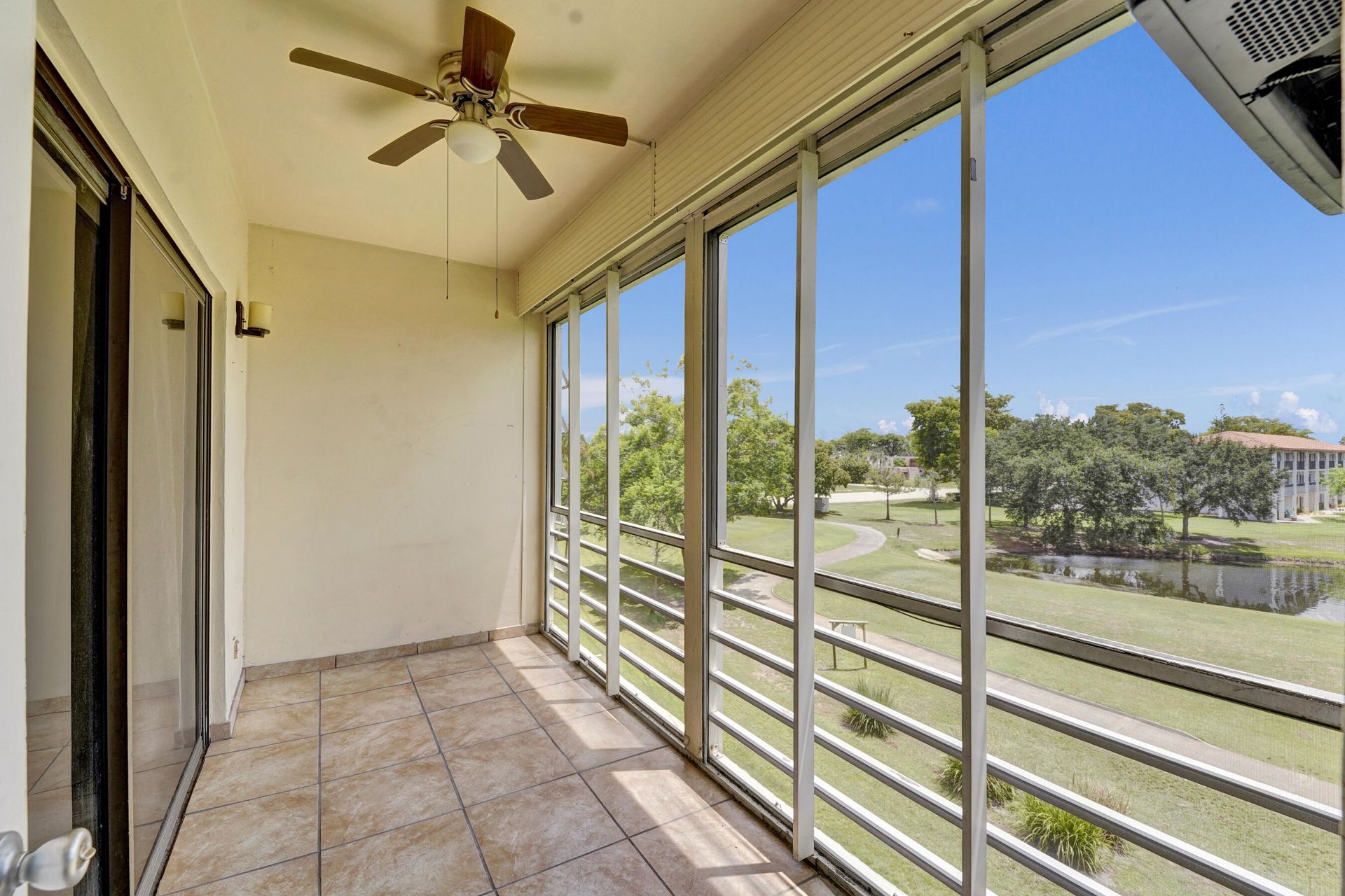 2430 SW 81st Avenue, Unit 305, Davie, FL 33324 Photo