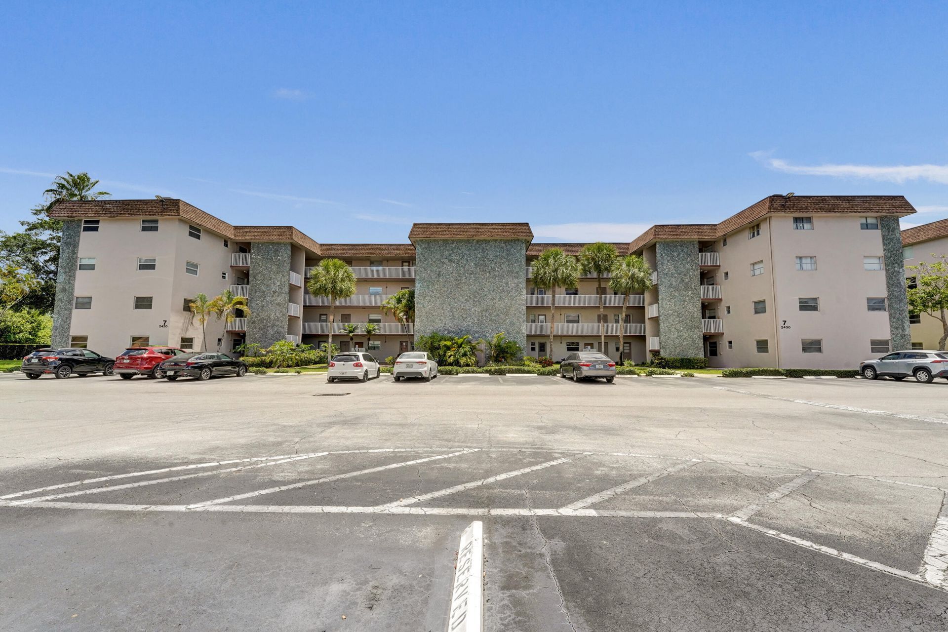 2430 SW 81st Avenue, Unit 305, Davie, FL 33324 Photo