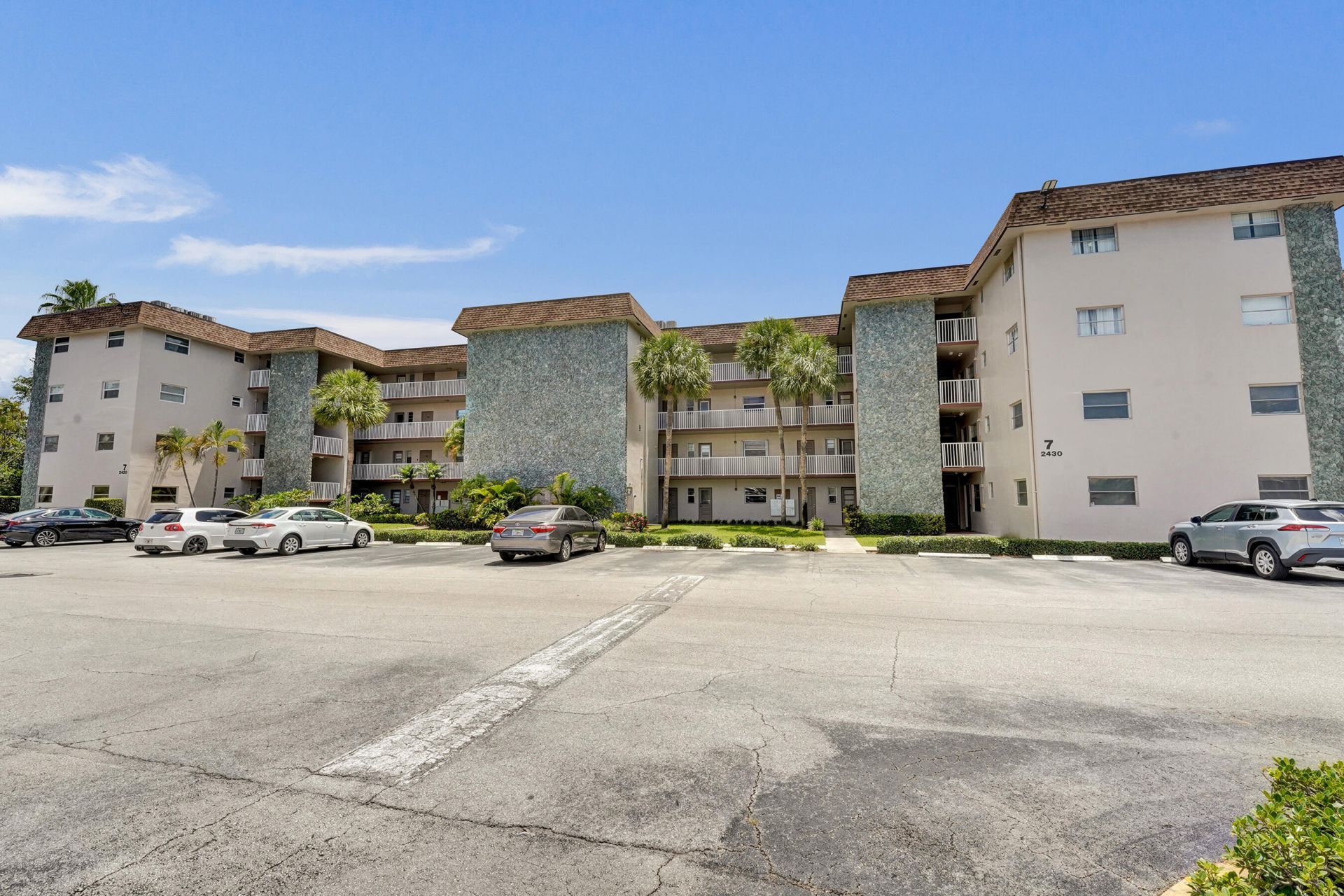 2430 SW 81st Avenue, Unit 305, Davie, FL 33324 Photo
