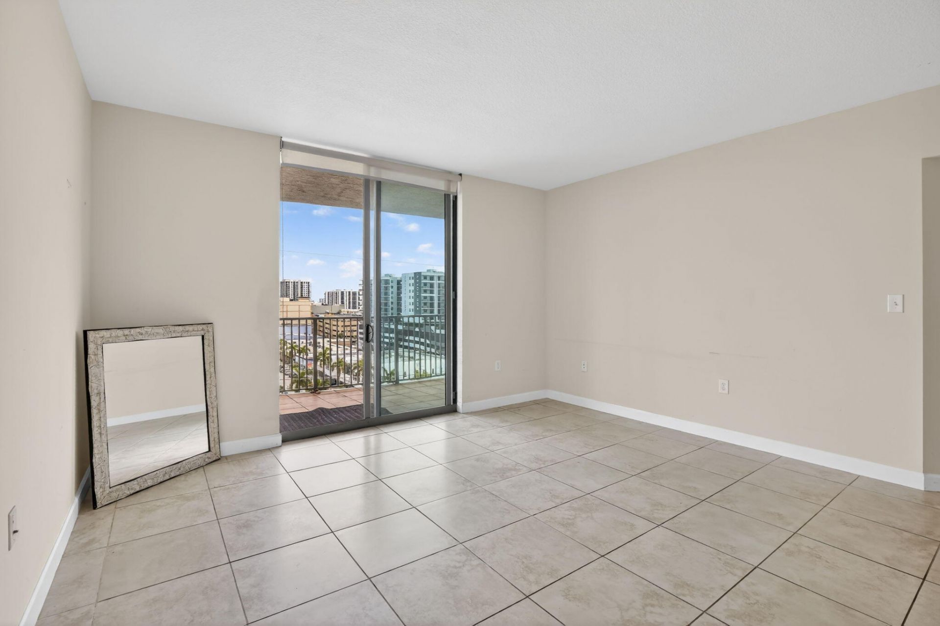 140 S Dixie Highway, Unit 819, Hollywood, FL 33020 Photo