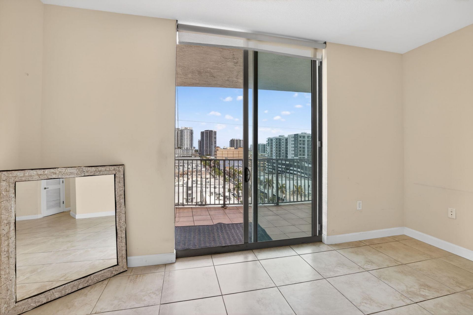 140 S Dixie Highway, Unit 819, Hollywood, FL 33020 Photo
