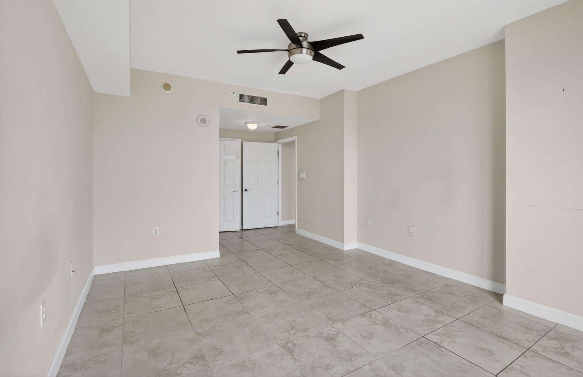 140 S Dixie Highway, Unit 819, Hollywood, FL 33020 Photo