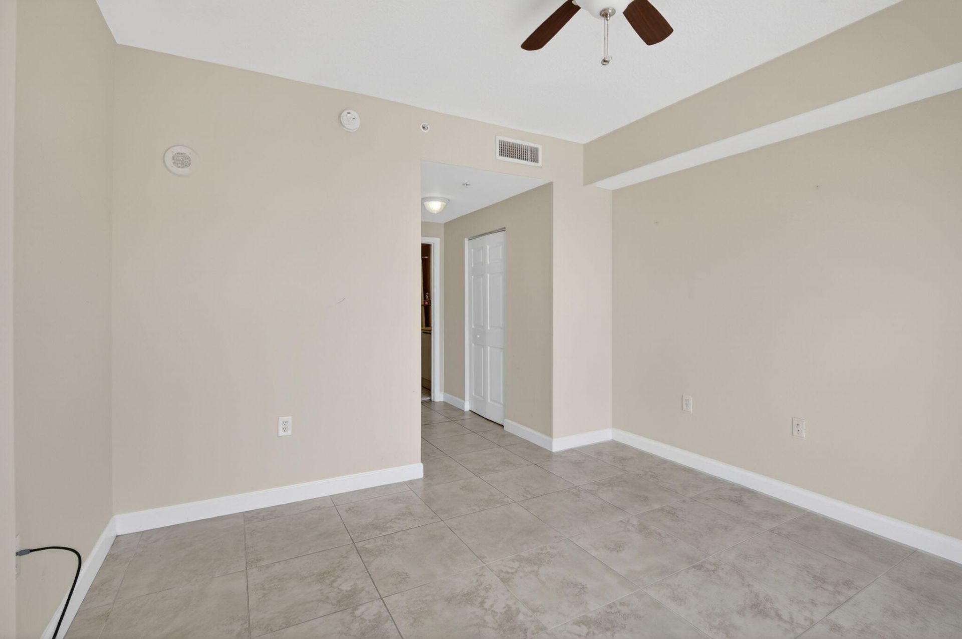 140 S Dixie Highway, Unit 819, Hollywood, FL 33020 Photo