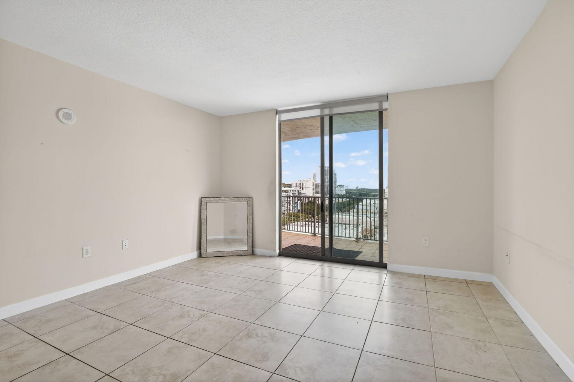 140 S Dixie Highway, Unit 819, Hollywood, FL 33020 Photo