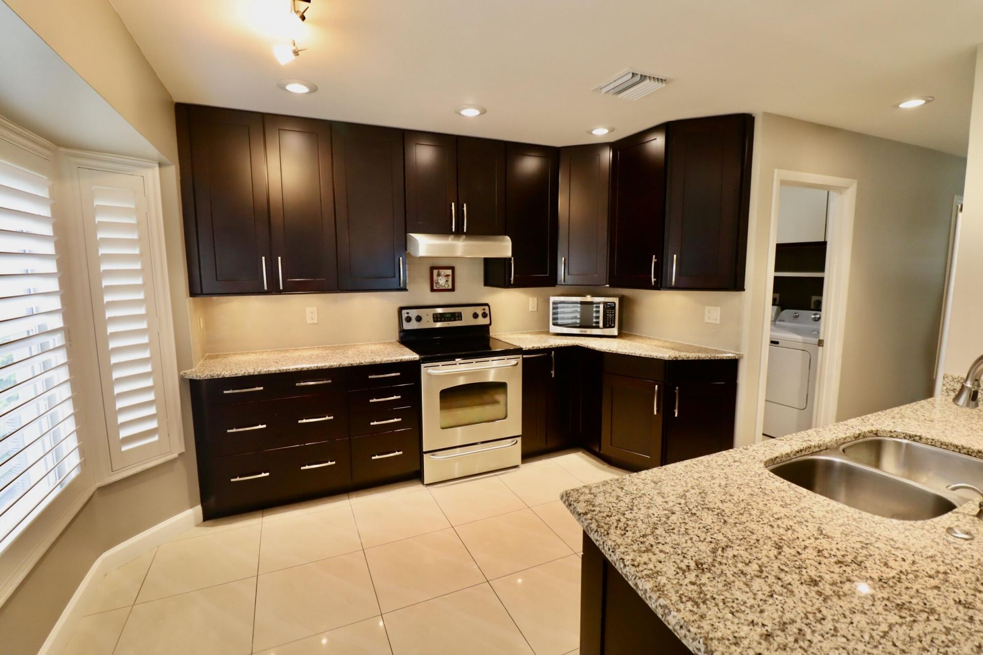 2884 Chapel Hill Court, Davie, FL 33328 Photo