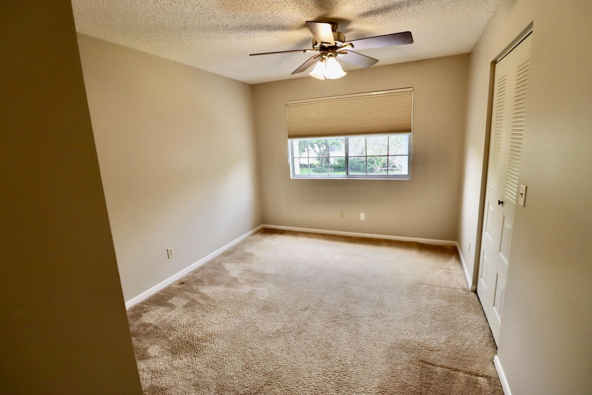 2884 Chapel Hill Court, Davie, FL 33328 Photo