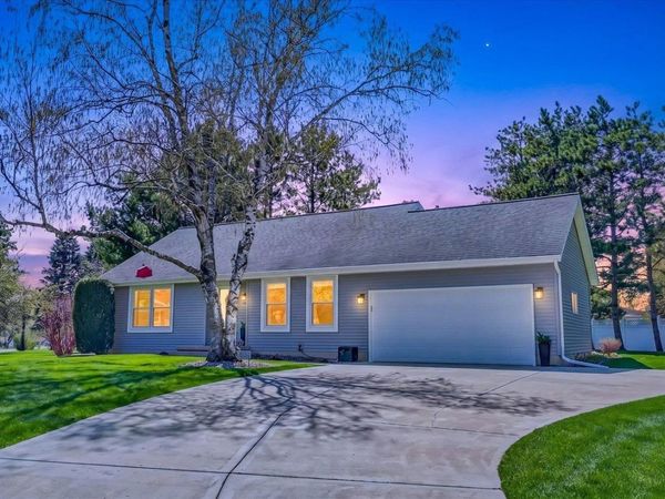 2111 Montana Avenue, Sun Prairie, WI 53590