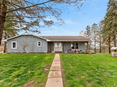 5565 Desmith Road , Newark, NY 14513