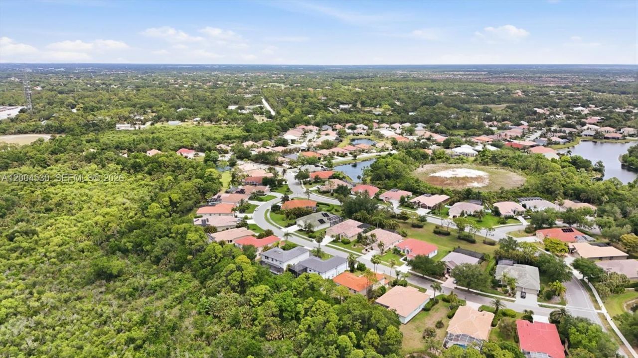 674 Clear Creek Drive, Sarasota, FL 34229 Photo