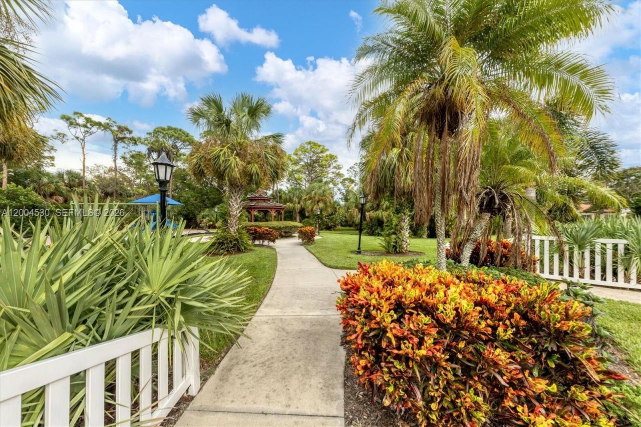 674 Clear Creek Drive, Sarasota, FL 34229 Photo