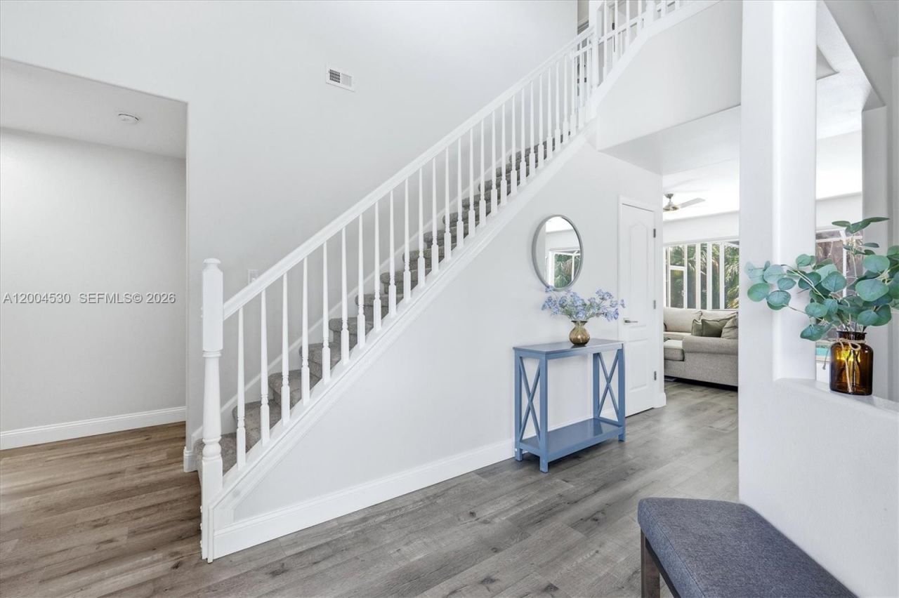 674 Clear Creek Drive, Sarasota, FL 34229 Photo