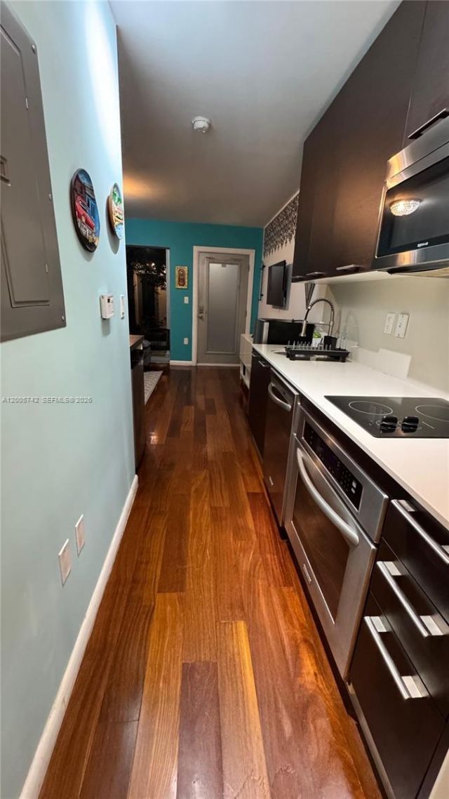 1560 Pennsylvania Ave, Unit 215, Miami Beach, FL 33139 Photo