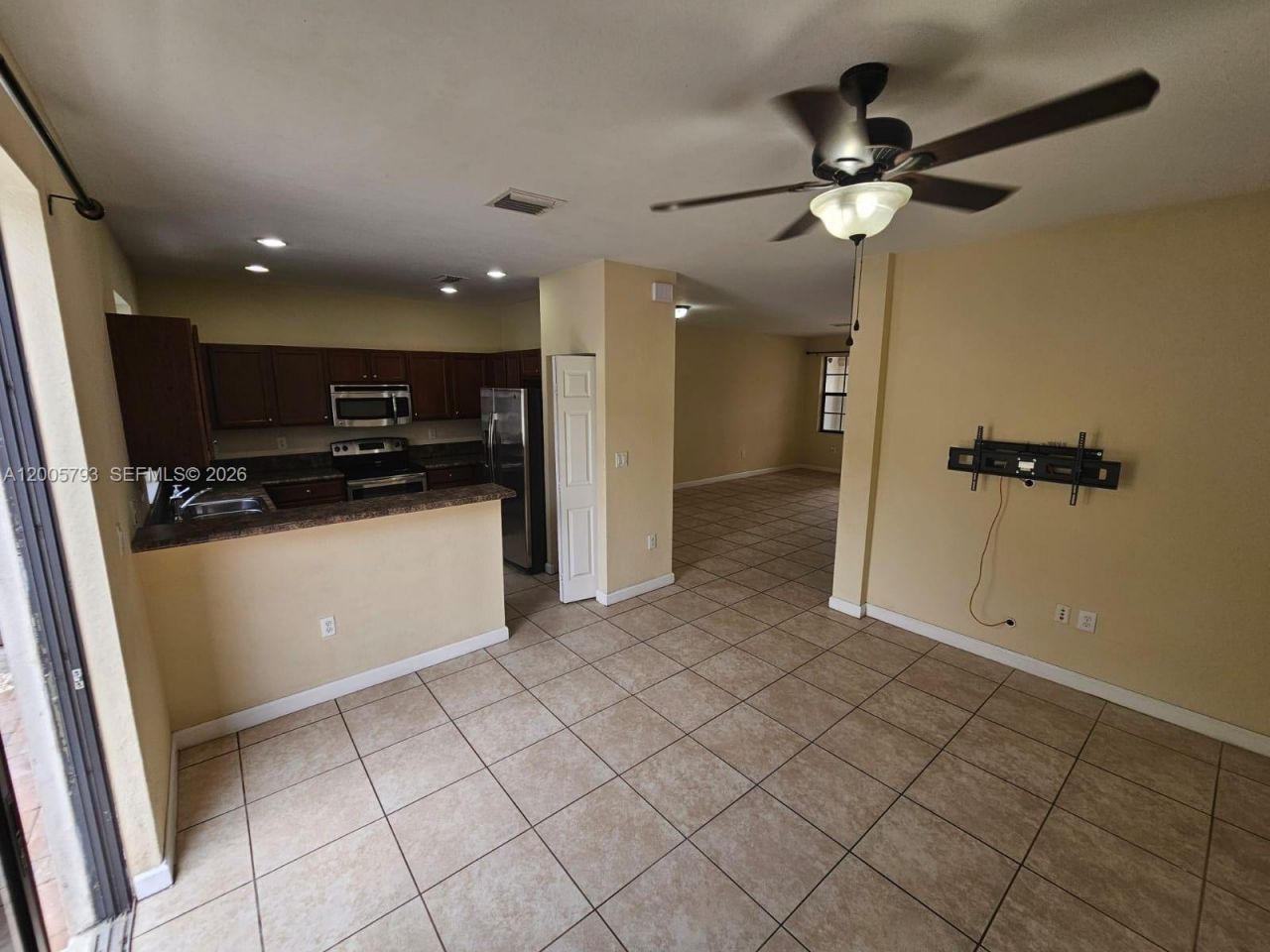 3387 W 90th St , Unit 3387, Hialeah, FL 33018 Photo