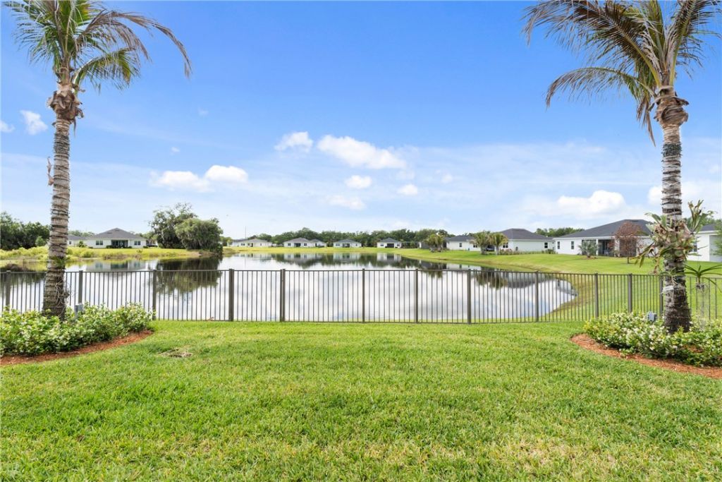 4855 Brookhaven Manor Sw, Vero Beach, FL 32968 Photo
