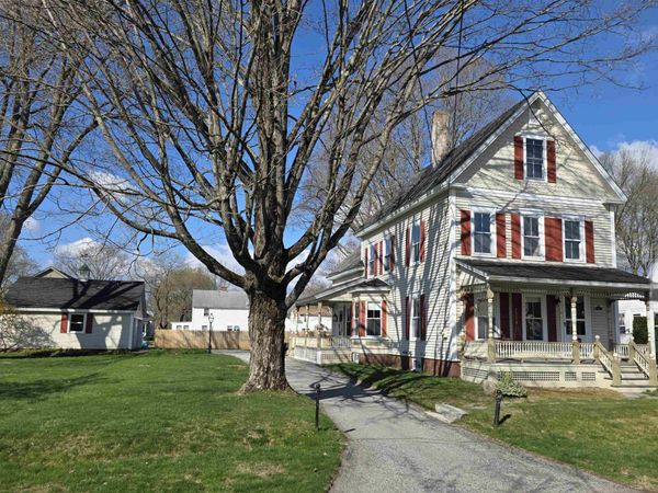 8 Princeton Street, Concord, NH 03301