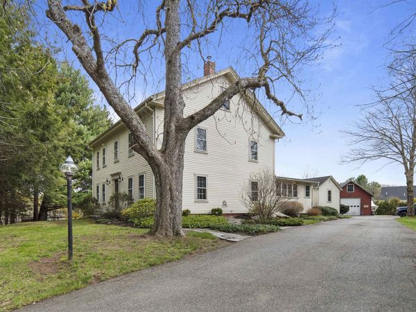 64 Kingston Road, Exeter, NH 03833