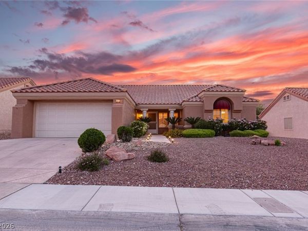 2917 Hawksdale Drive , Las Vegas, NV 89134