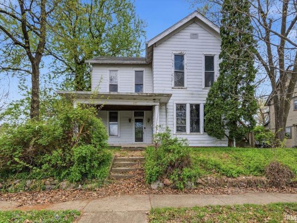 403 W North Street, Greenfield, IN 46140
