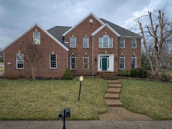 2211 Kenyon Ridge Court, Newburgh, IN 47630