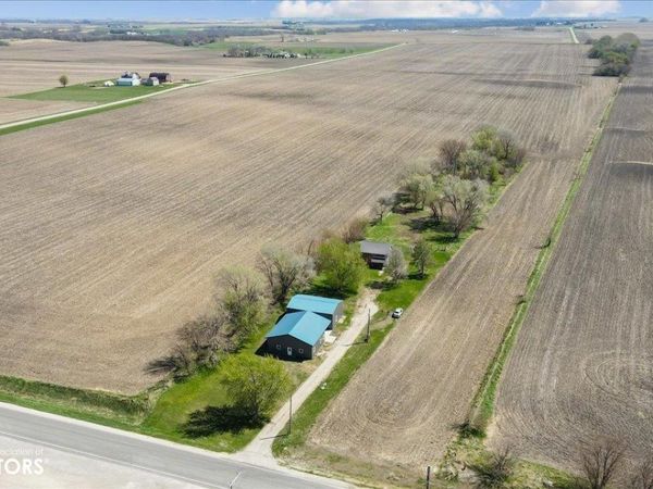27186 Highway S33, Hubbard, IA 50122