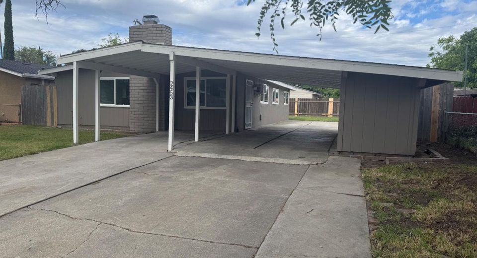 2453 Lever Blvd, Stockton, CA 95206 Photo