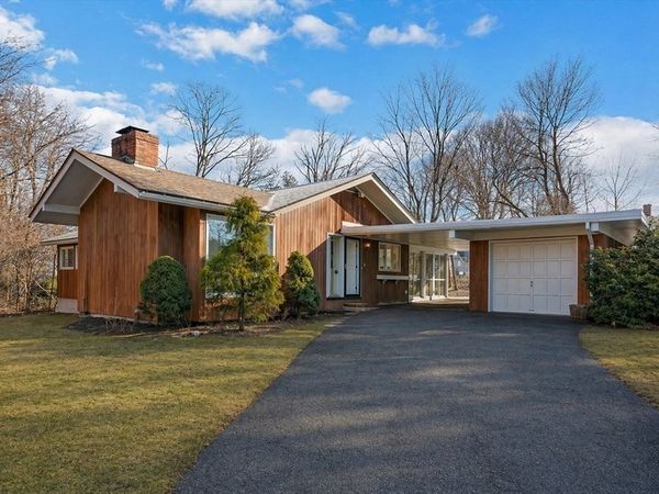 34 Karlton Cir, Unit 34, Andover, MA 01810