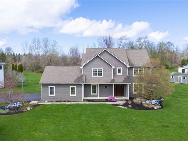 2 Dangelo Drive , Webster, NY 14580