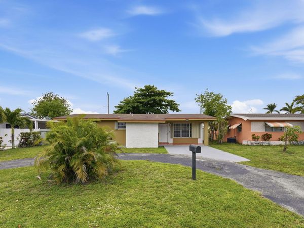 2712 Alcazar Drive, Miramar, FL 33023