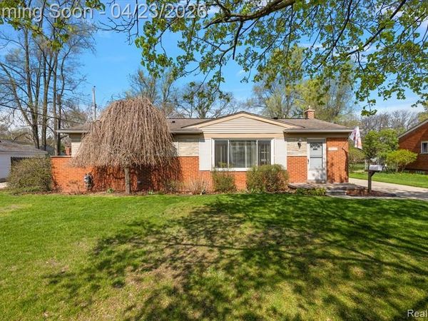 19323 Ingram Street, Livonia, MI 48152