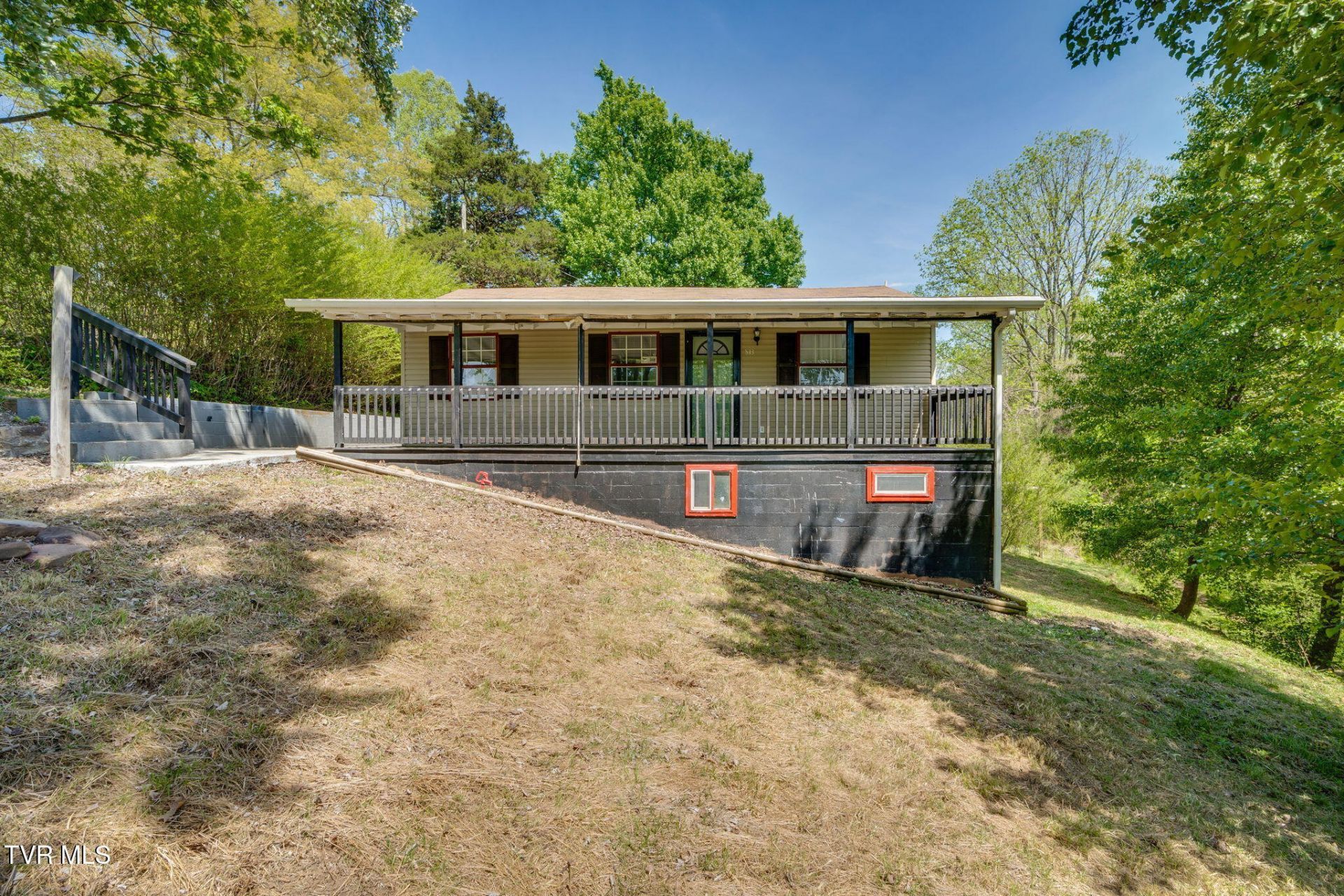 813 Big Hill Road, Pennington Gap, VA 24277 Main Photo