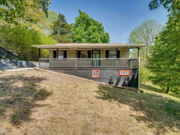 813 Big Hill Road, Pennington Gap, VA 24277