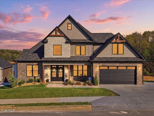 3135 Bridgewater Boulevard, Morristown, TN 37814